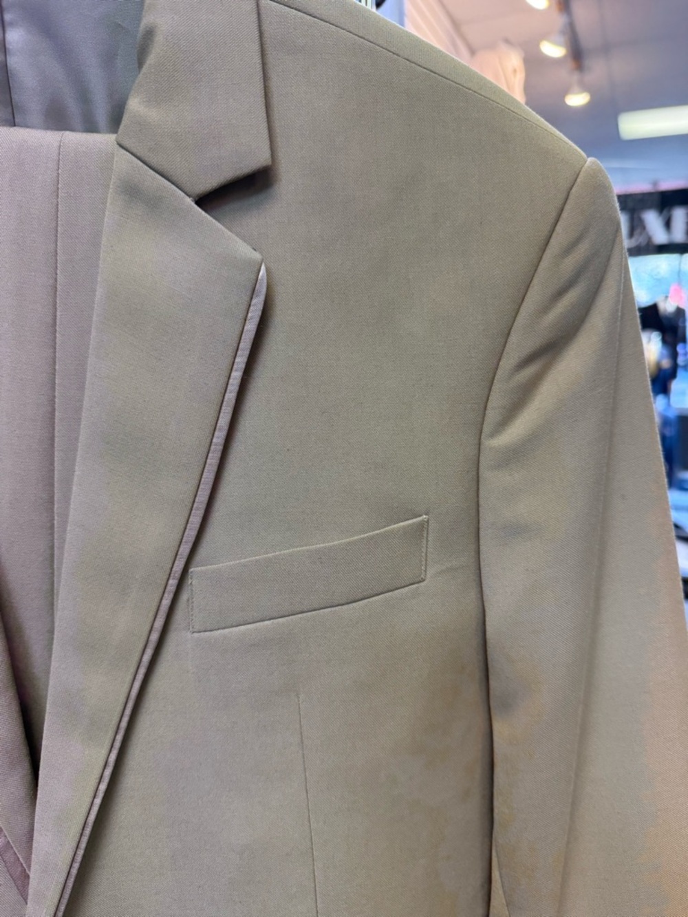 NWOT Classic 3 piece tan suit